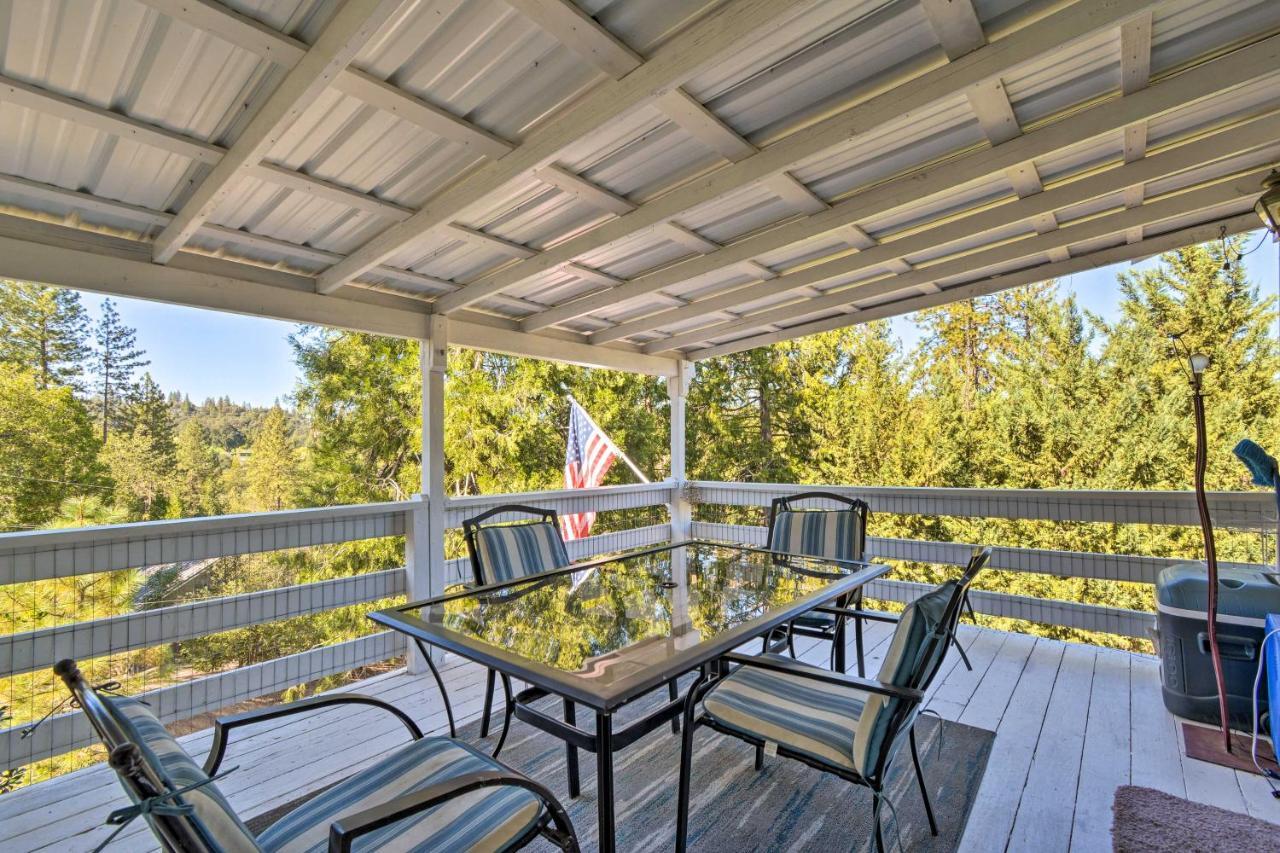 Peaceful Groveland Home With Deck And Fire Pit! Exterior photo